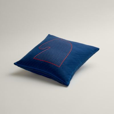 ❤お得なお品❤エルメス H柄クッション50 ネイビーｘホワイト お洒落で温かい ❤お得なお品❤エルメス H柄クッション50 ネイビーxホワイト お洒落で